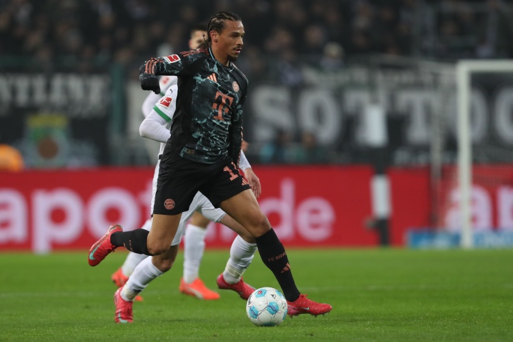 记者：加拉塔萨雷积极推进签约萨内，提出税后1000万欧年薪