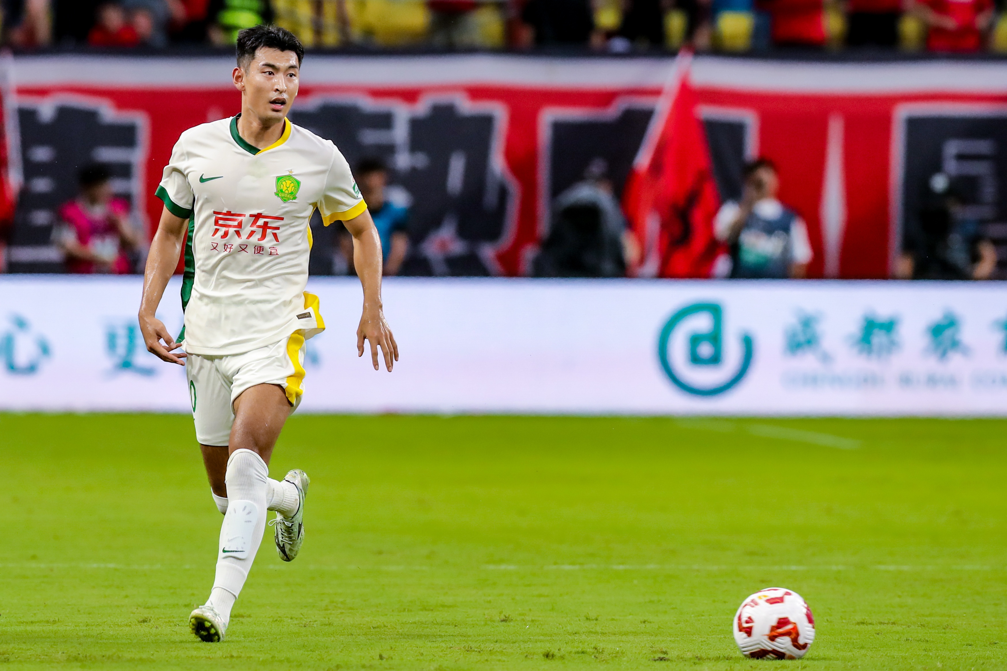 ：蓉城基本确定签下29岁国脚前锋王子铭