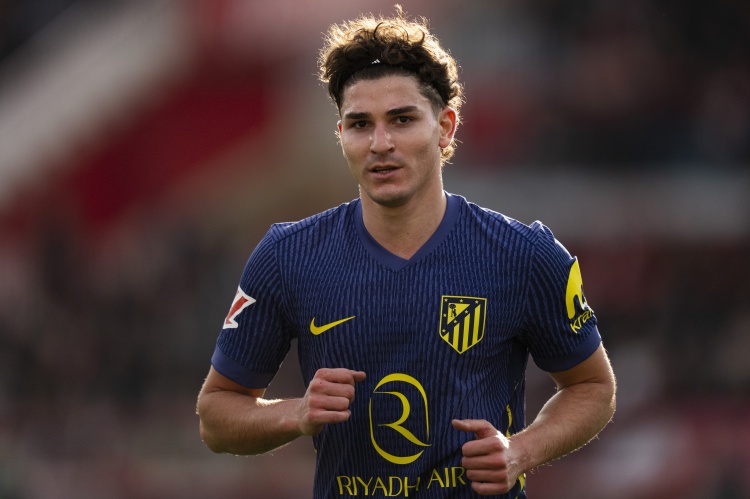 记者：巴萨尚未报价阿尔瓦雷斯 马竞有意斯特拉斯堡前锋帕尼切利